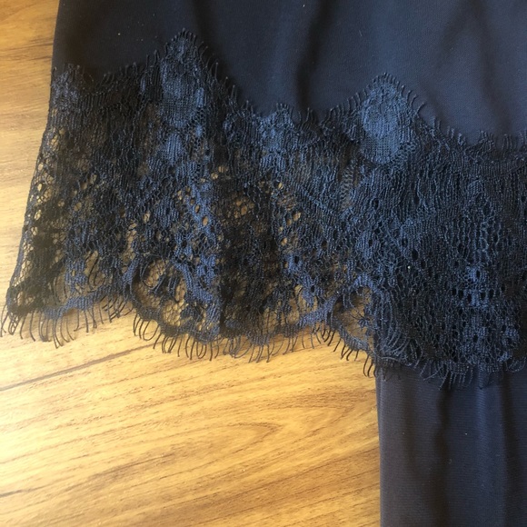 Banana Republic off-the-shoulder top - Picture 3 of 5